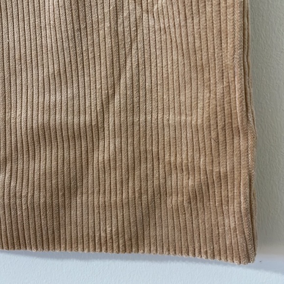 NEW H&M Tan Corduroy Ribbed Mini Skirt Size 10 - Picture 5 of 7